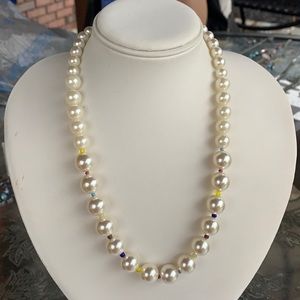 Sabika pearl necklace winter 20